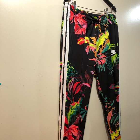 Nike Sportswear Floral Print Pants, AR1613-389, XL - Picture 2 of 16